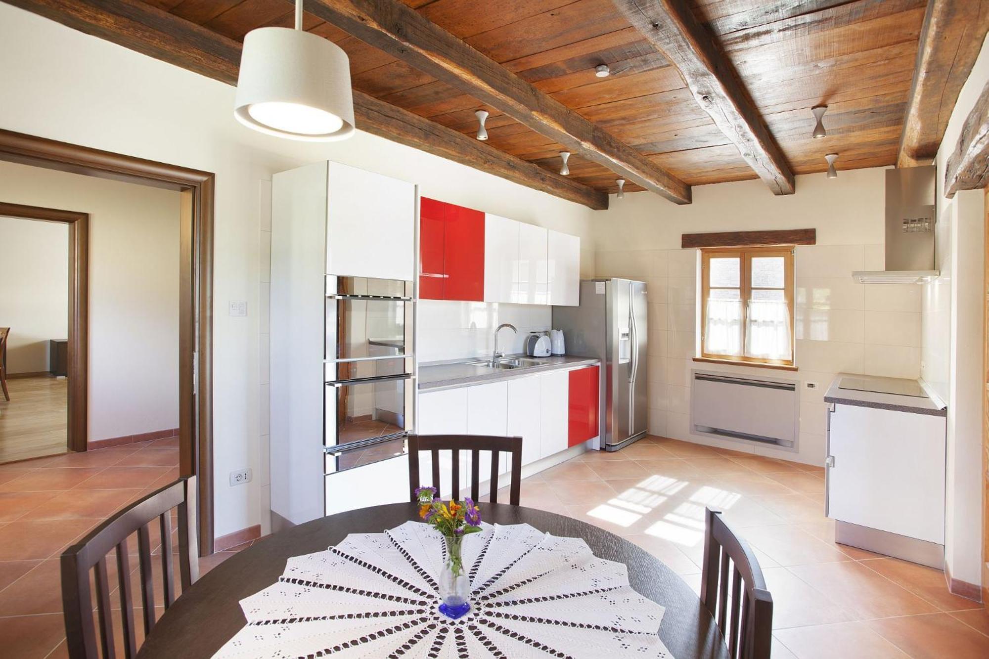 Villa Poropati, Groznjan, Istria - Luxury Countryside Estate For Up To 19 Persons - Large Pool Of 80M2 With Kids Section Dış mekan fotoğraf