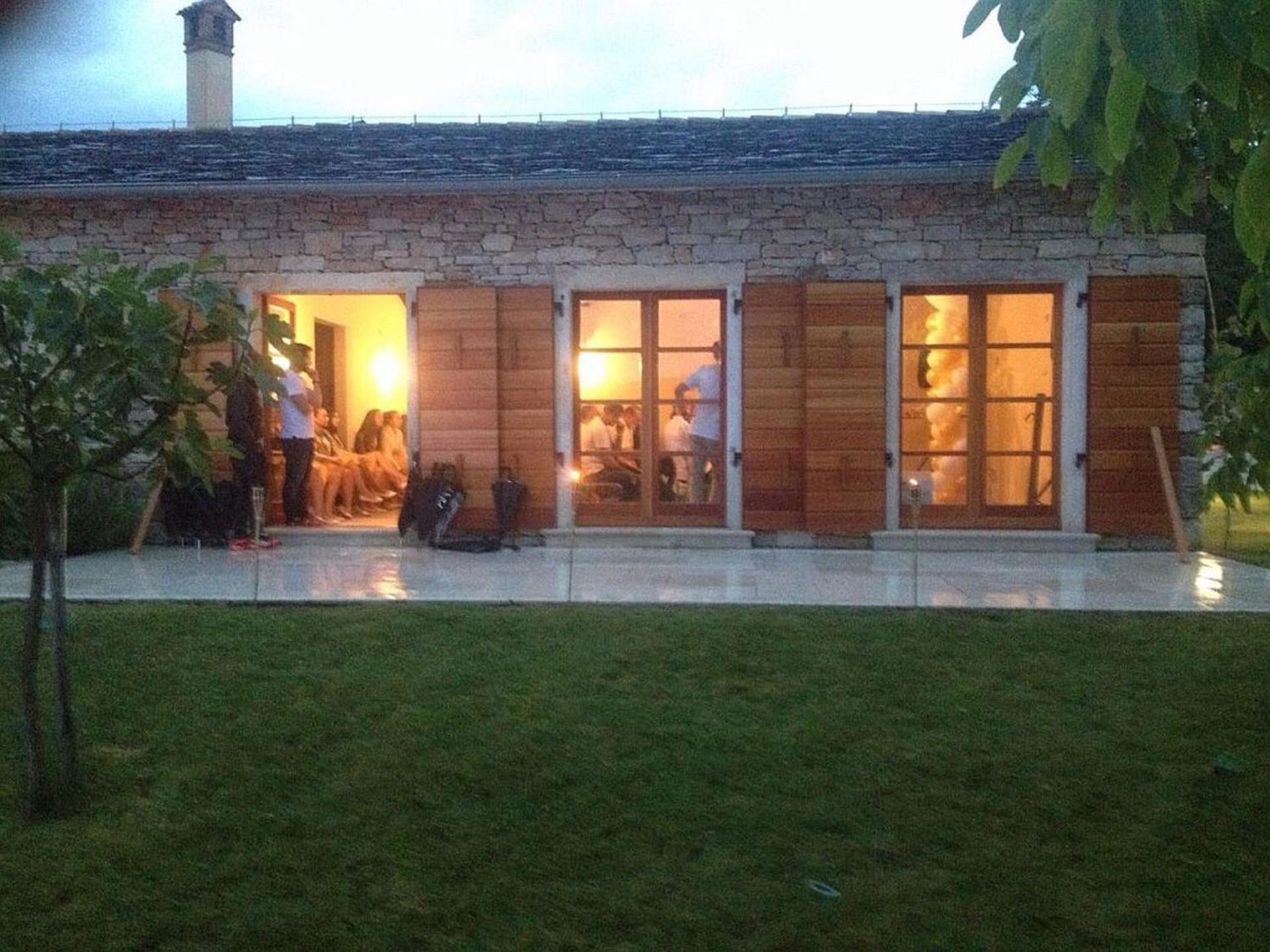 Villa Poropati, Groznjan, Istria - Luxury Countryside Estate For Up To 19 Persons - Large Pool Of 80M2 With Kids Section Dış mekan fotoğraf